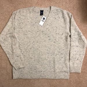 Brand New - Gap Oatmeal w/Gray V-Neck Sweater